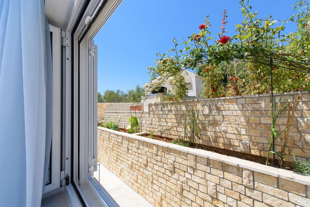 Apartments Patricia Trogir Exterior photo