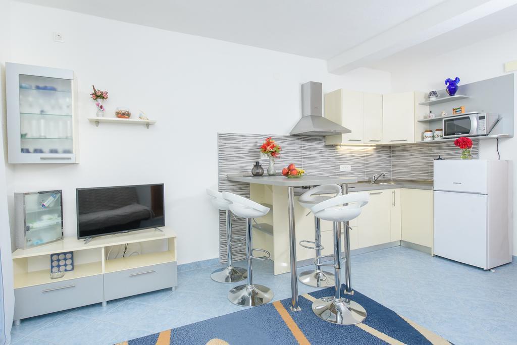 Apartments Patricia Trogir Exterior photo